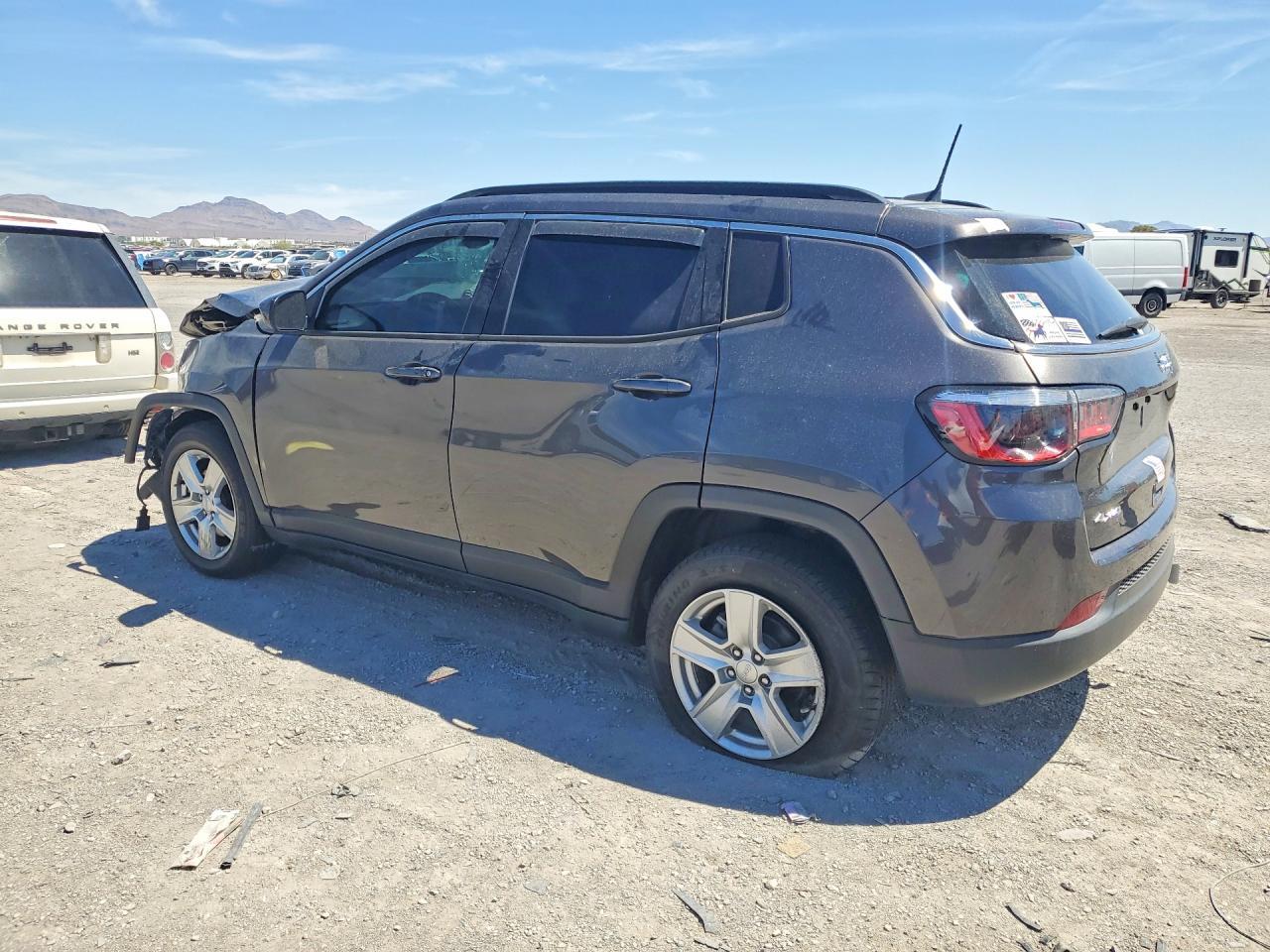 2022 Jeep Compass Latitude - Image 2