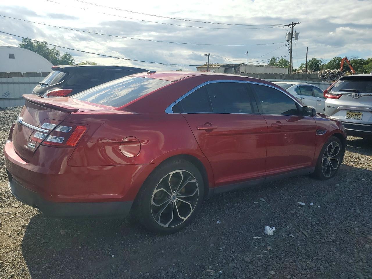 2015 Ford Taurus Sho - Image 3