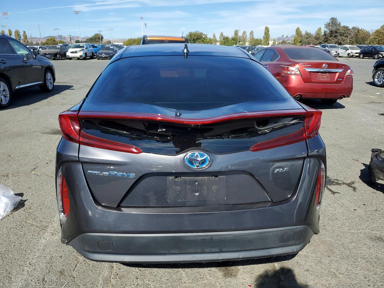 2020 Toyota Prius Prime Xle - Image 6