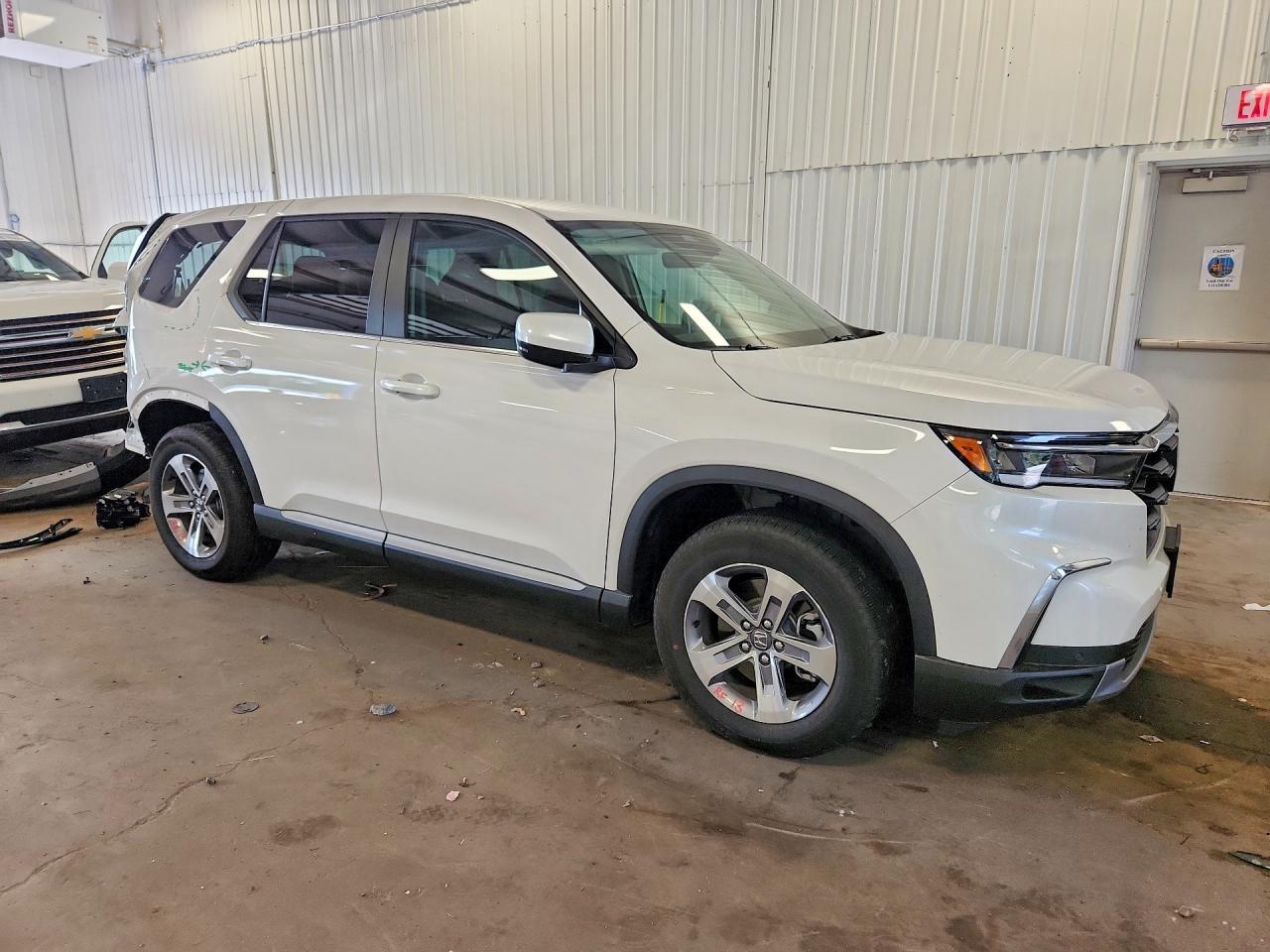 2025 Honda Pilot Exl - Image 4