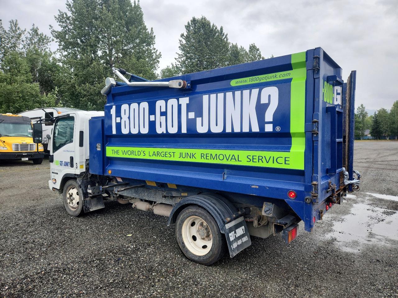 2018 Isuzu Npr Hd Dump Truck - Фото 2