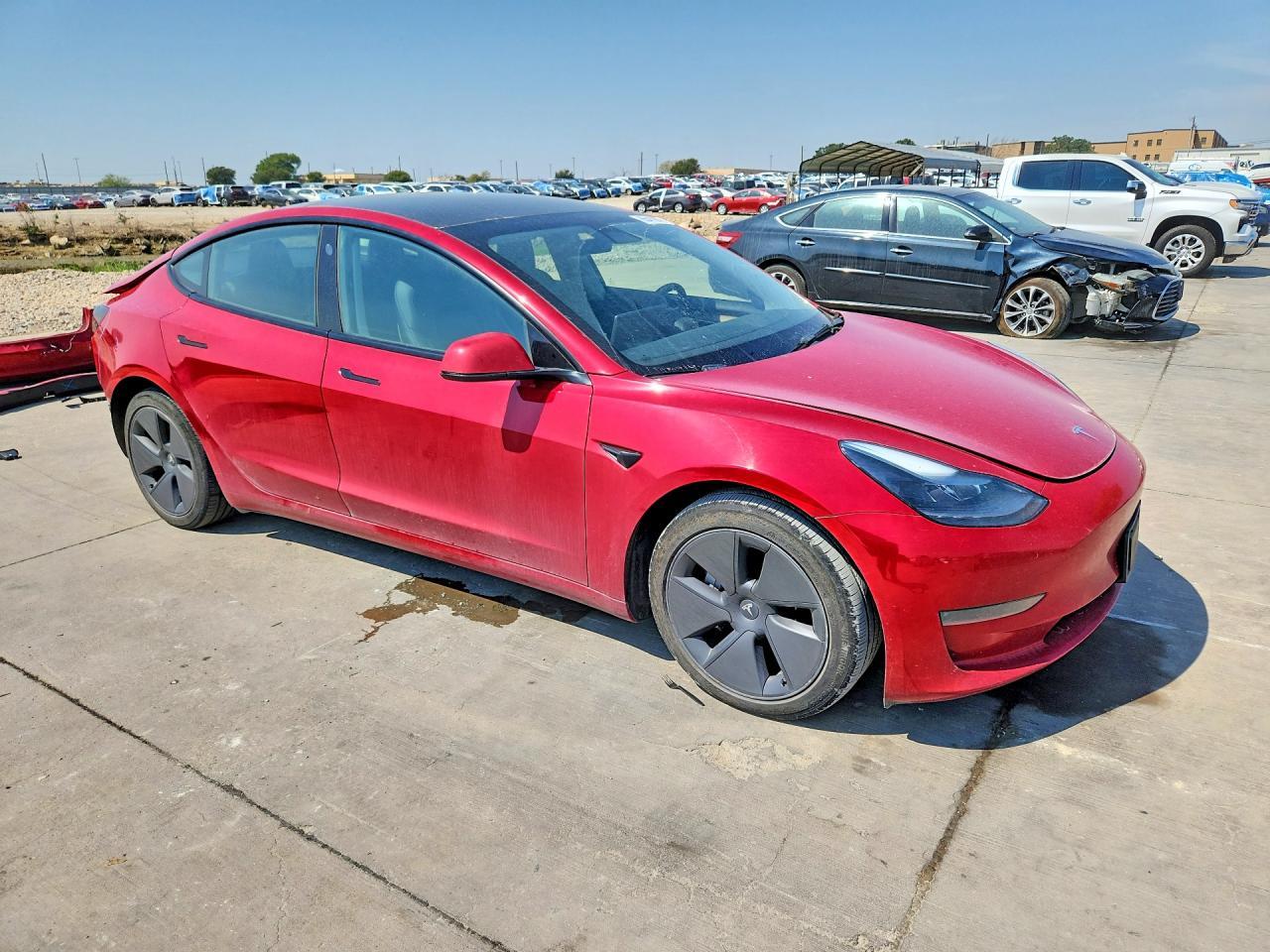 2023 Tesla Model 3 - Фото 4