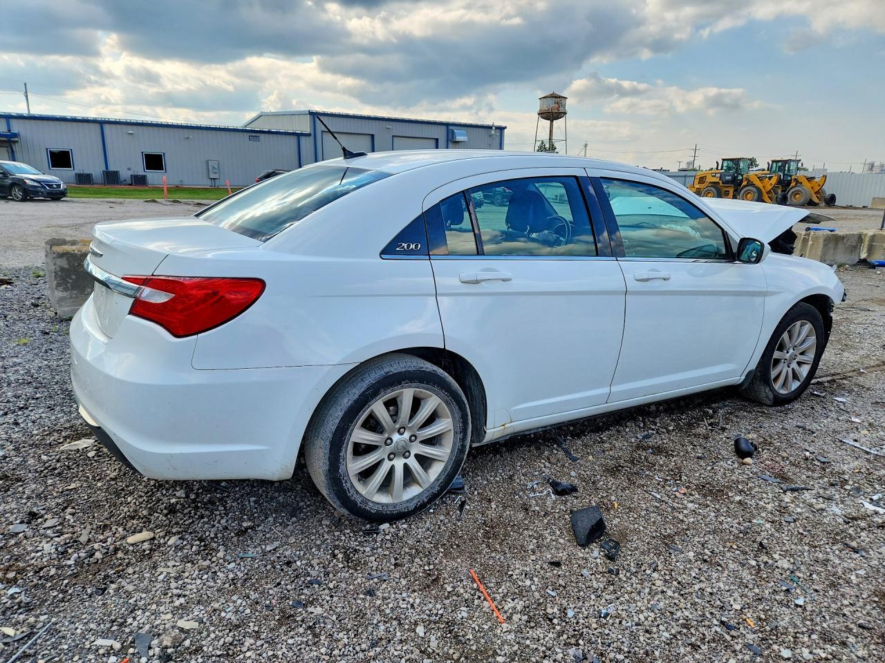 2013 Chrysler 200 Touring - Image 3
