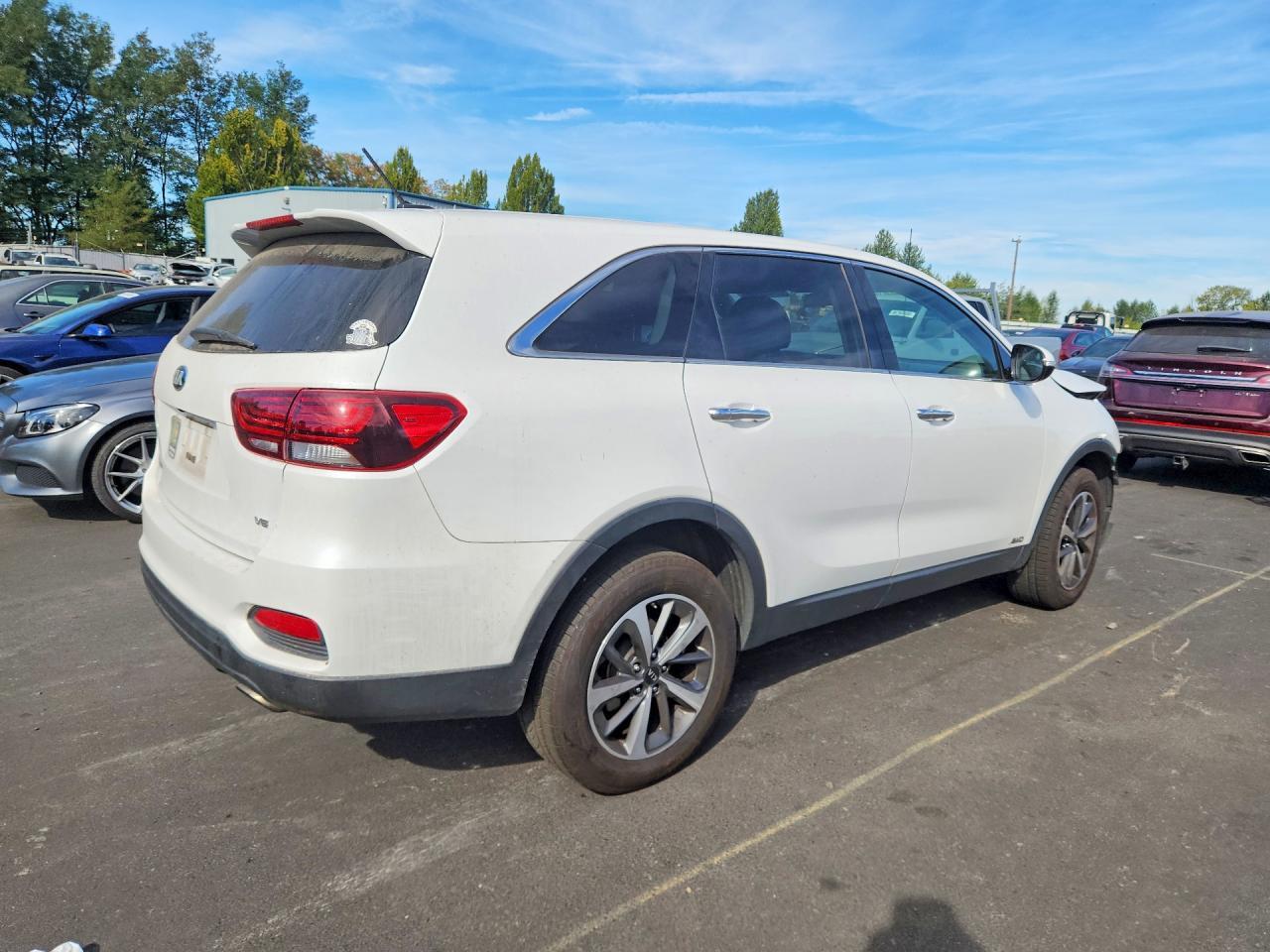 2020 Kia Sorento S - Фото 3