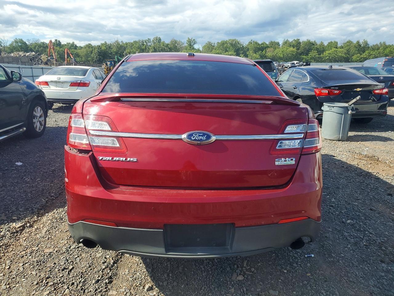 2015 Ford Taurus Sho - Image 6