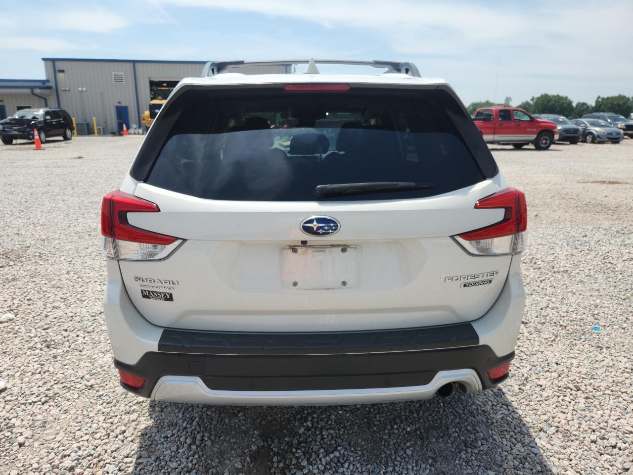 2020 Subaru Forester Touring - Image 6