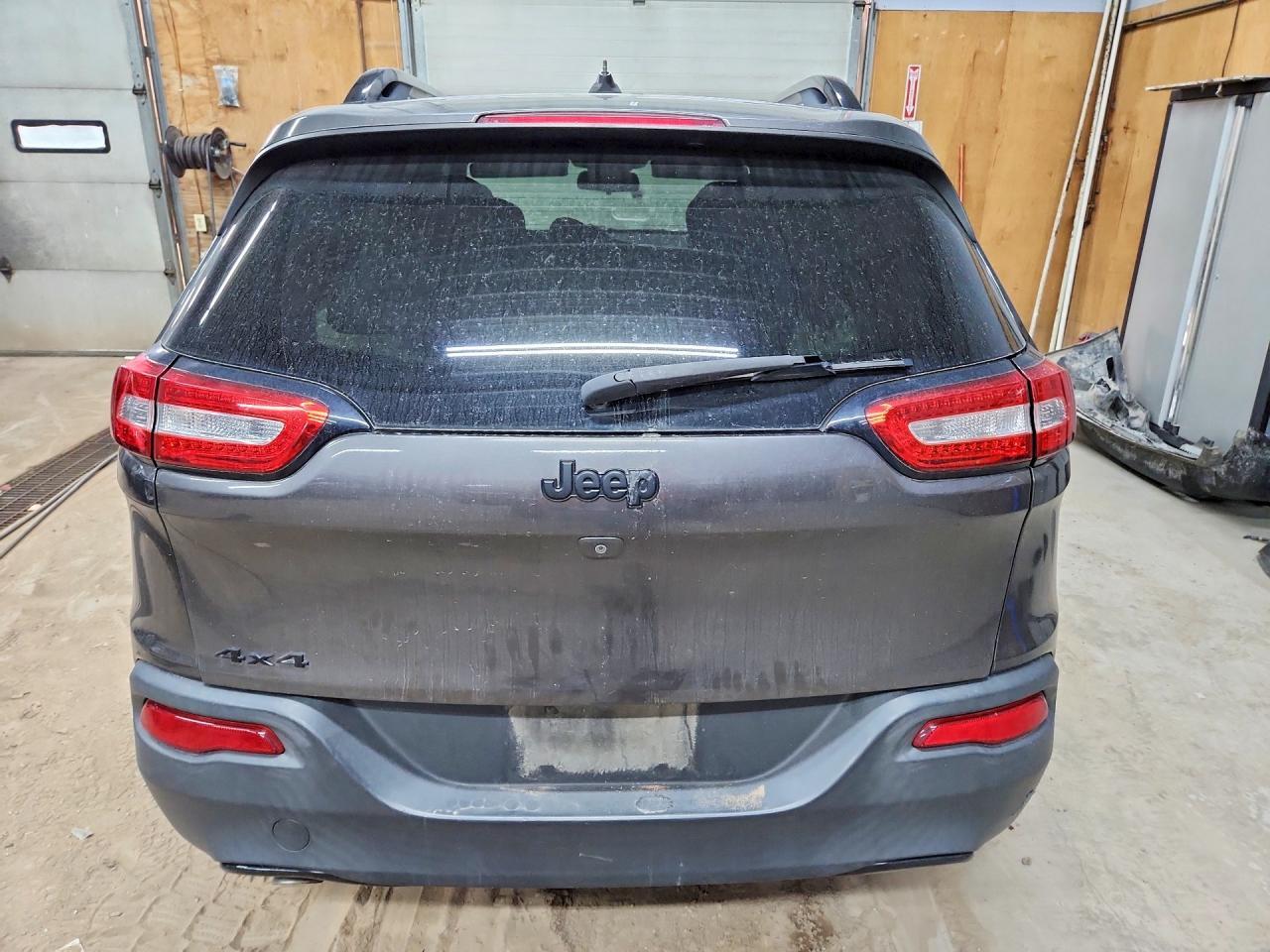 2015 Jeep Cherokee Latitude - Фото 6
