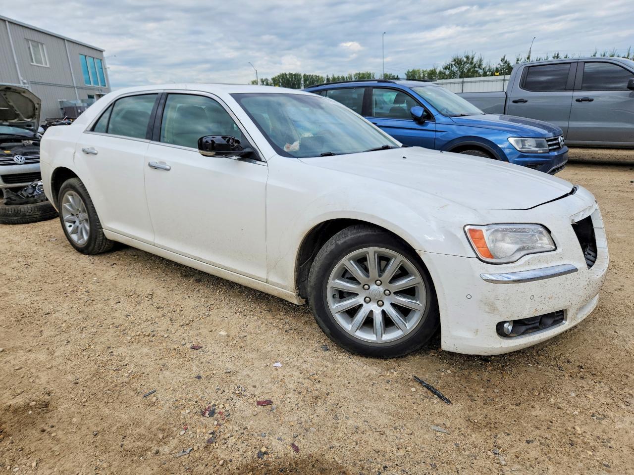 2011 Chrysler 300 Limited - Фото 4