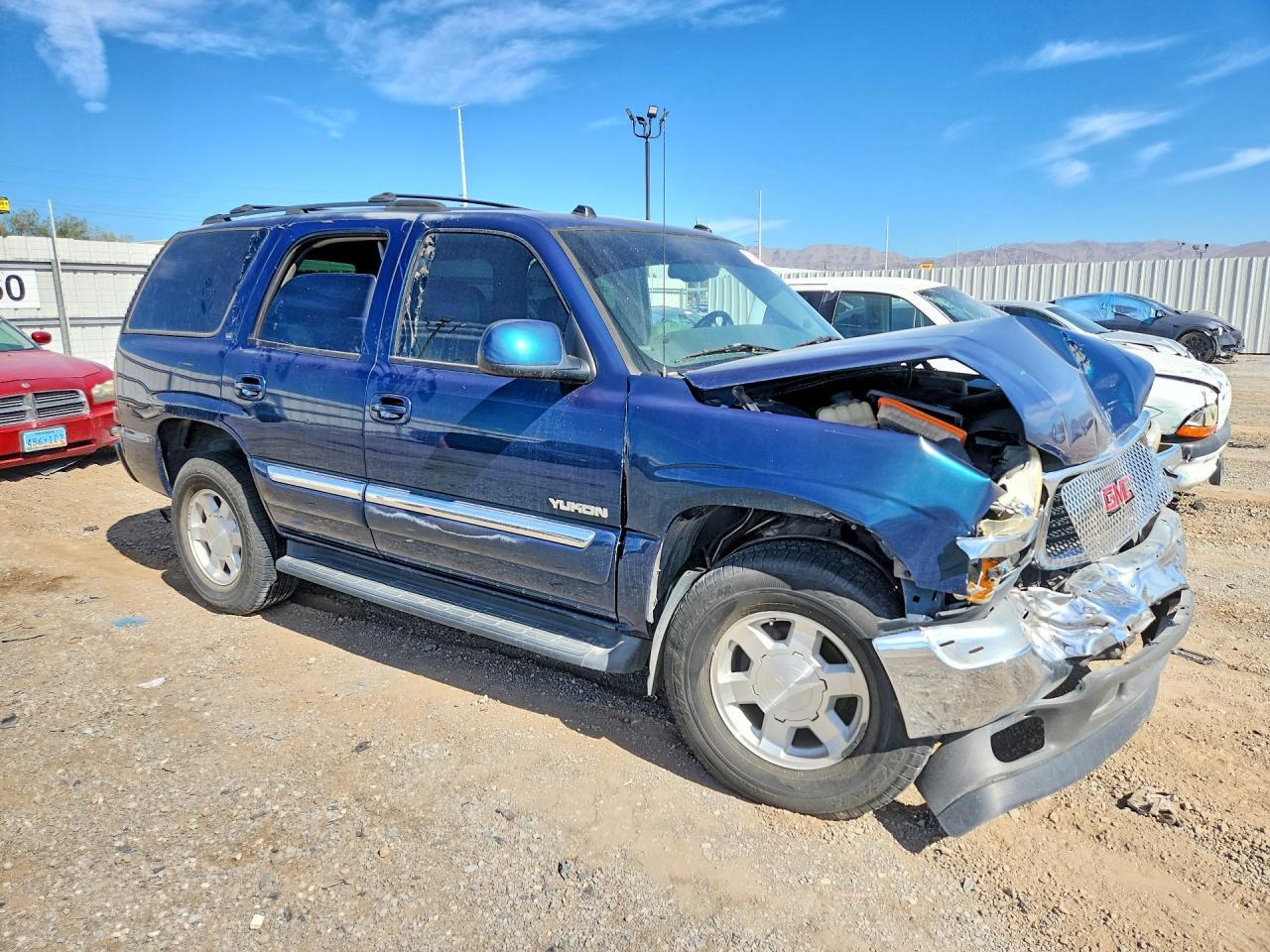 2005 GMC Yukon - Image 4