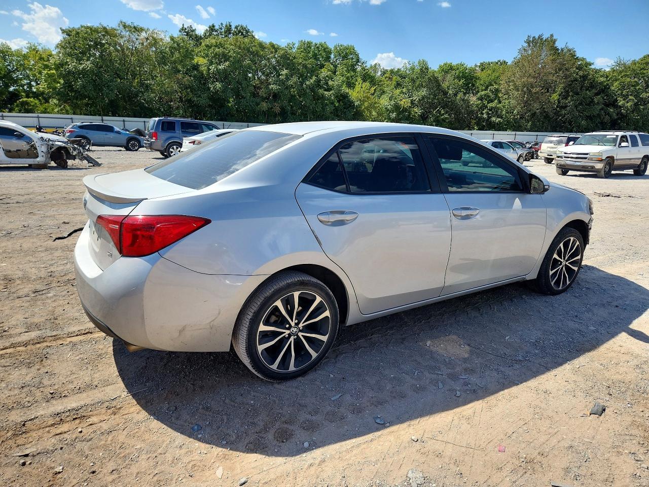2018 Toyota Corolla Se - Image 3