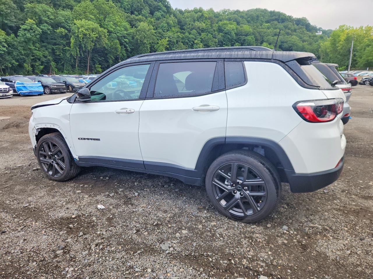 2026 Jeep Compass Limited - Фото 2