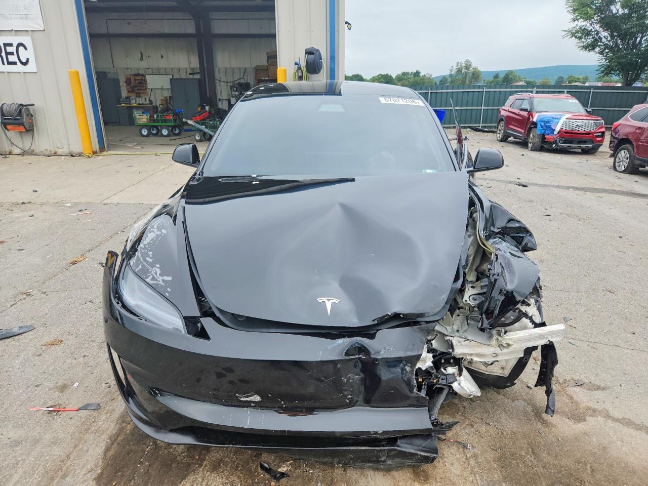 2024 Tesla Model 3 - Image 5