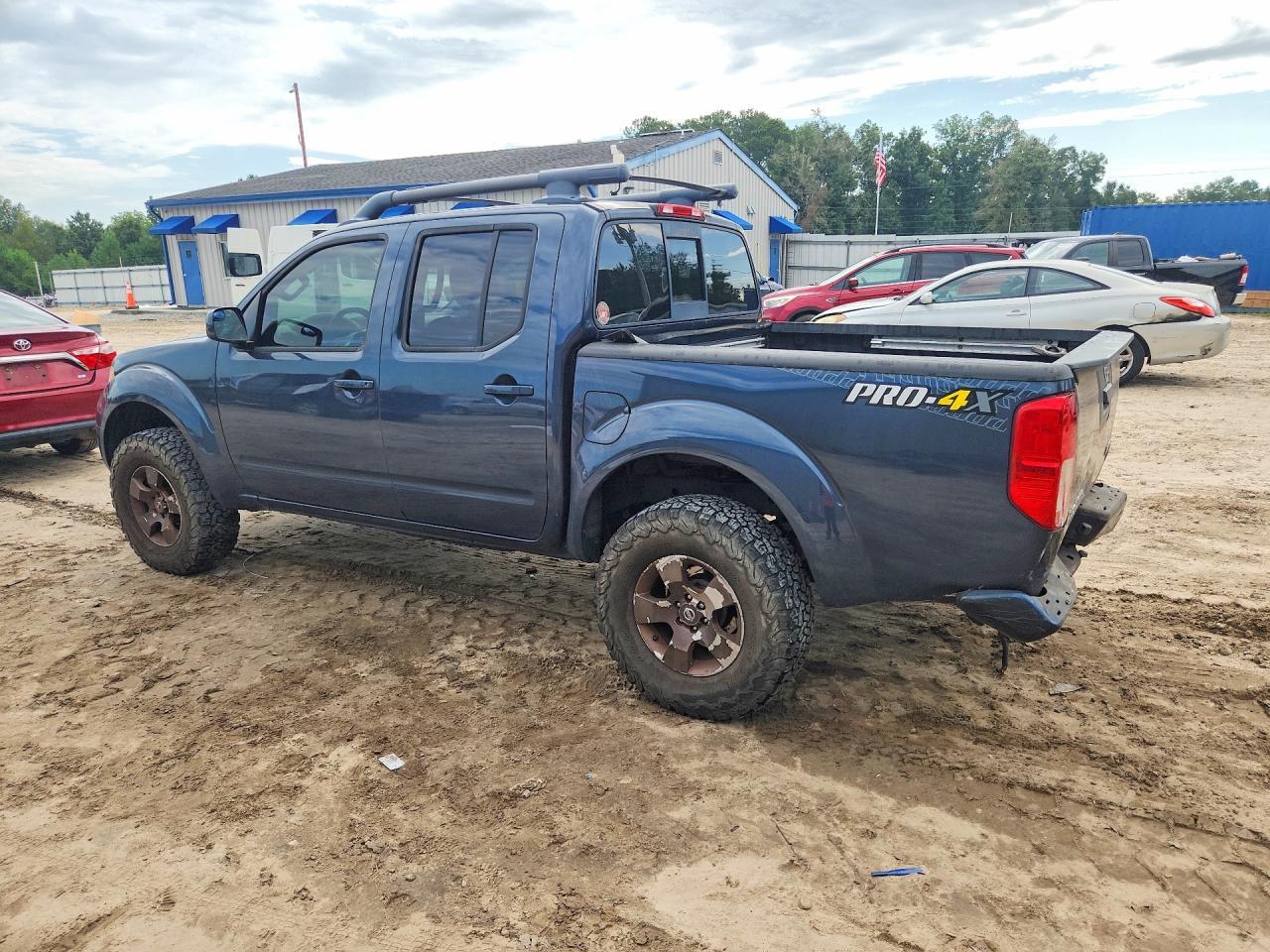 2016 Nissan Frontier Pro-4X - Фото 2