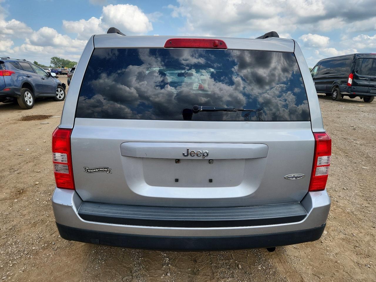 2014 Jeep Patriot Latitude - Фото 6