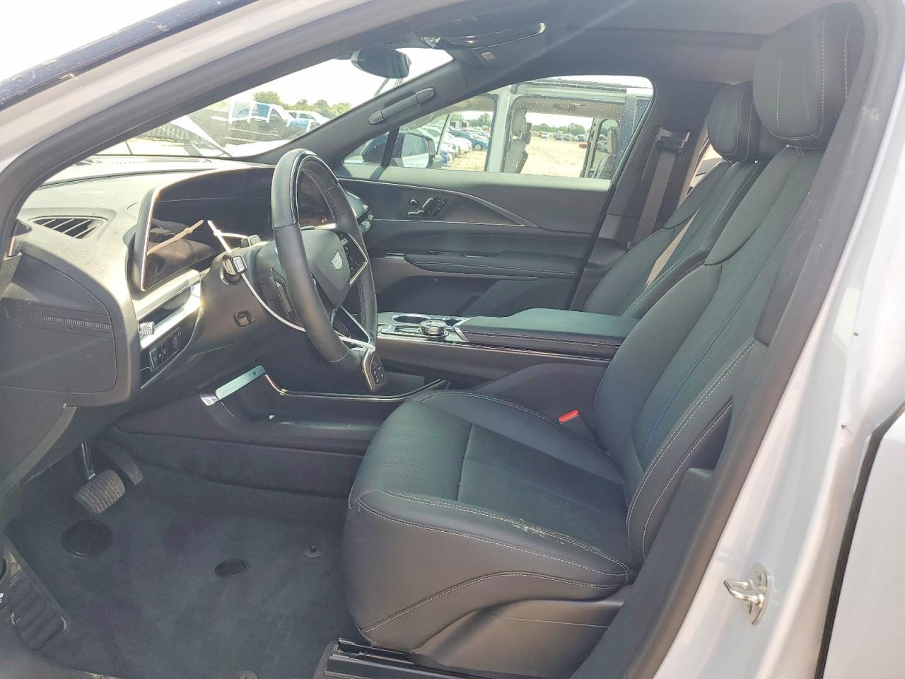2026 Cadillac Lyriq Sport - Фото 7