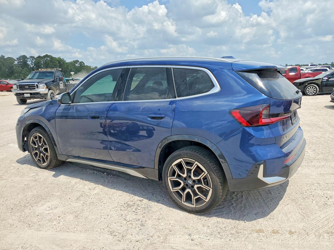 2024 BMW X1 xDrive28I - Фото 2