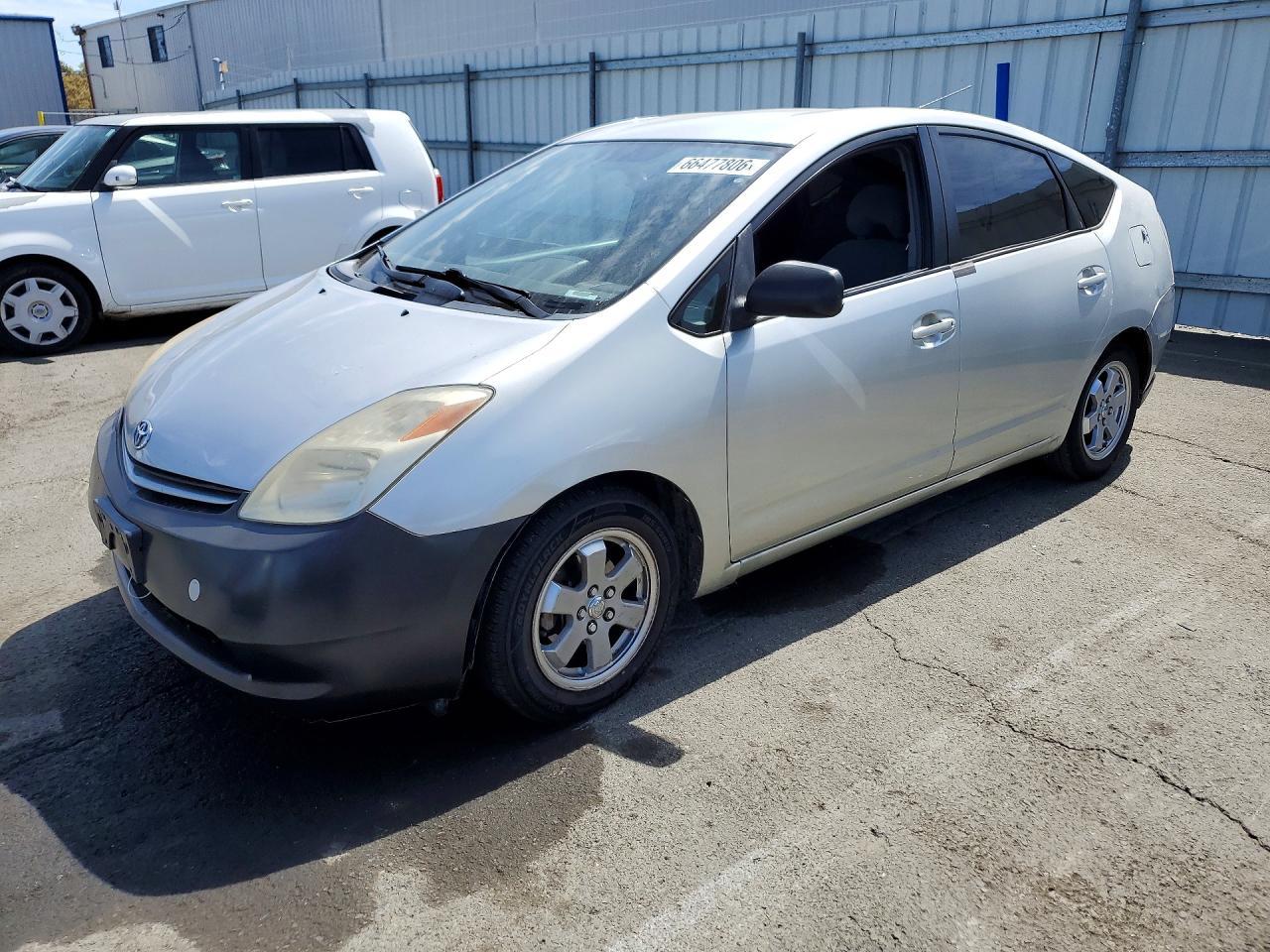 2004 Toyota Prius Base