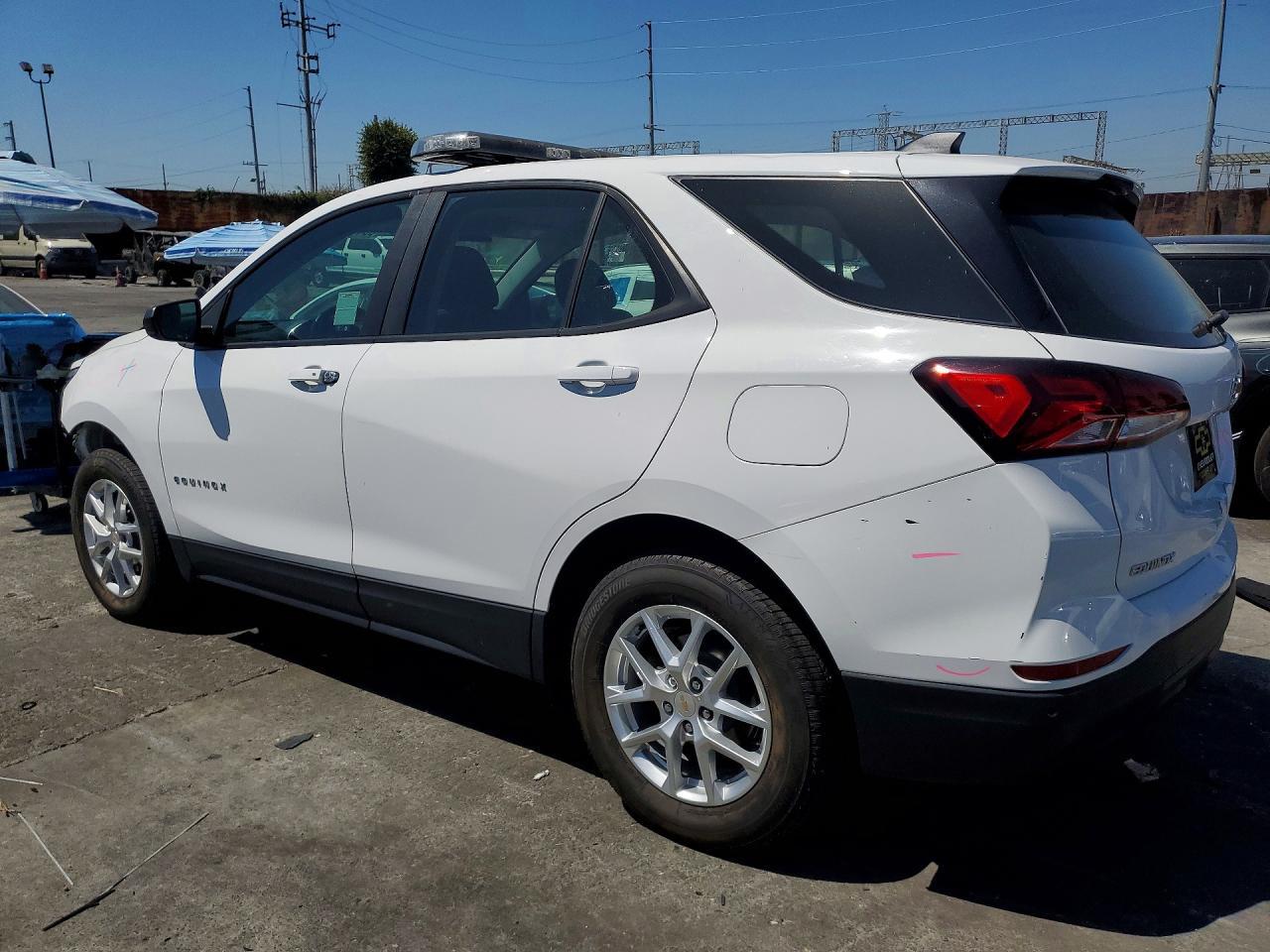 2024 Chevrolet Equinox Ls - Фото 2