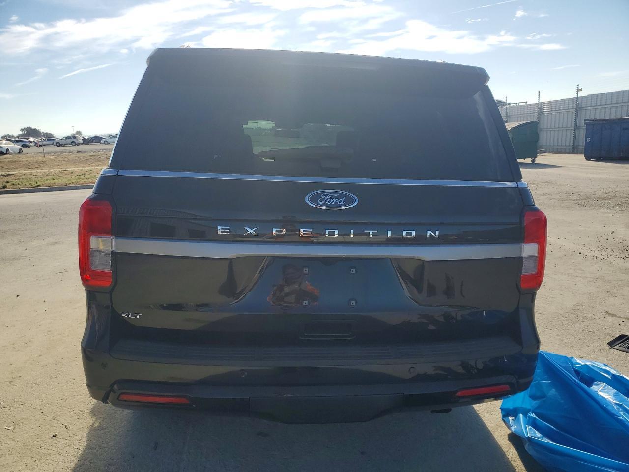 2022 Ford Expedition Xlt - Фото 6