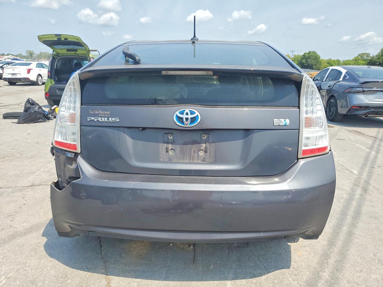 2010 Toyota Prius Iii - Фото 6