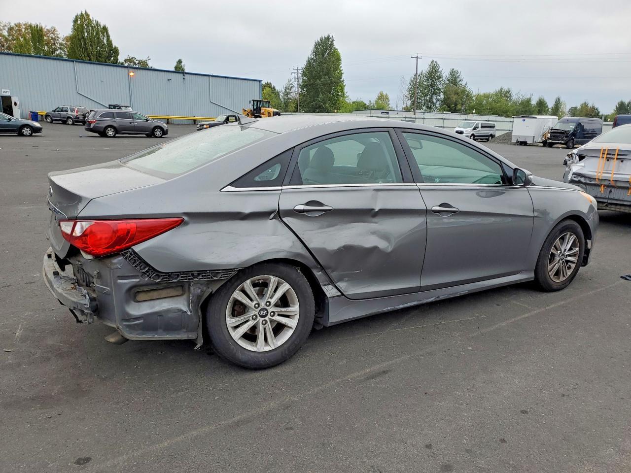 2014 Hyundai Sonata Gls - Фото 3