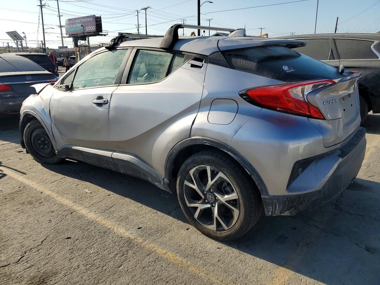 2019 Toyota C-Hr Xle - Фото 2
