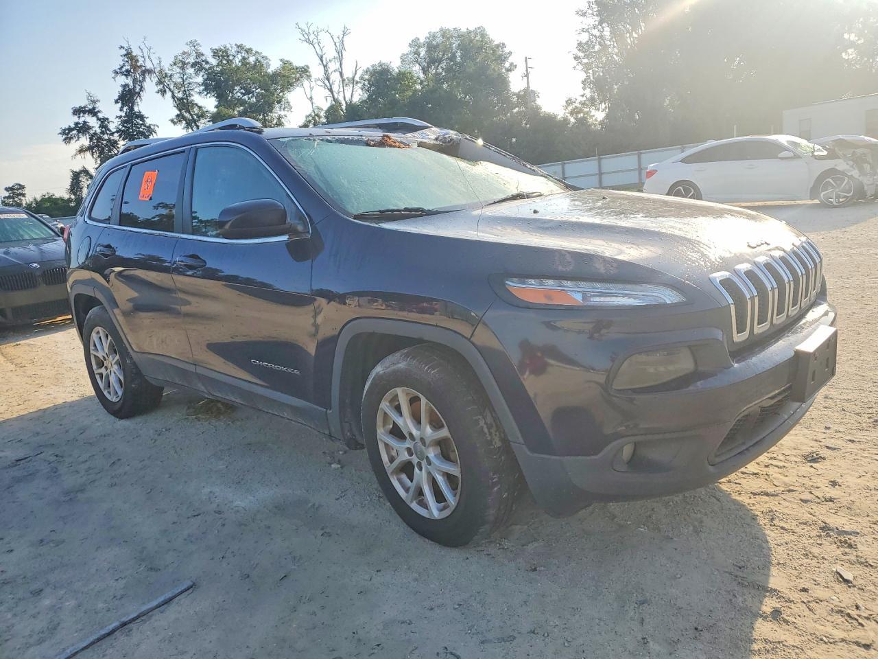 2016 Jeep Cherokee Latitude - Фото 4