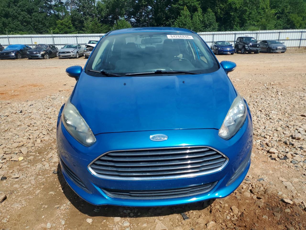 2014 Ford Fiesta Se - Фото 5