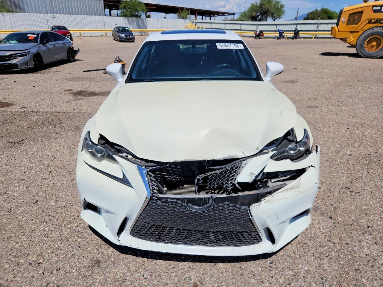 2016 Lexus Is 200T - Фото 5
