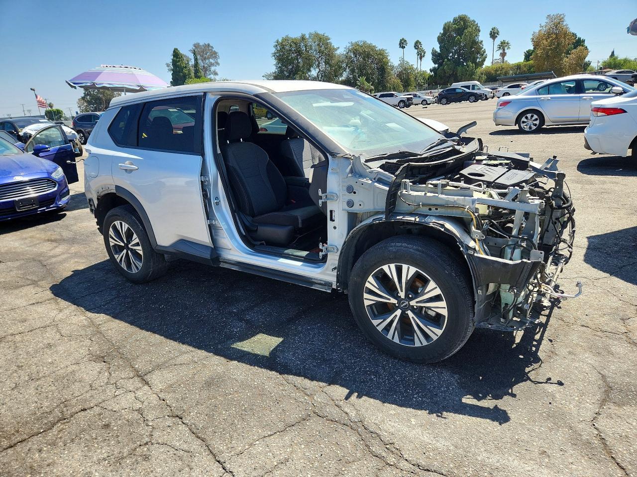 2023 Nissan Rogue Sv - Image 4