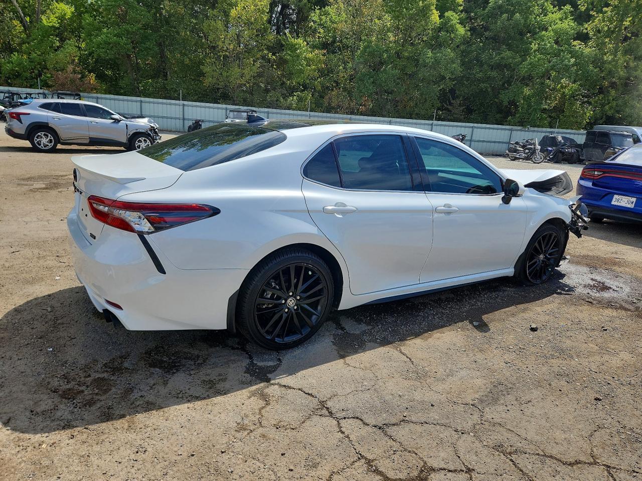 2023 Toyota Camry Xse - Фото 3