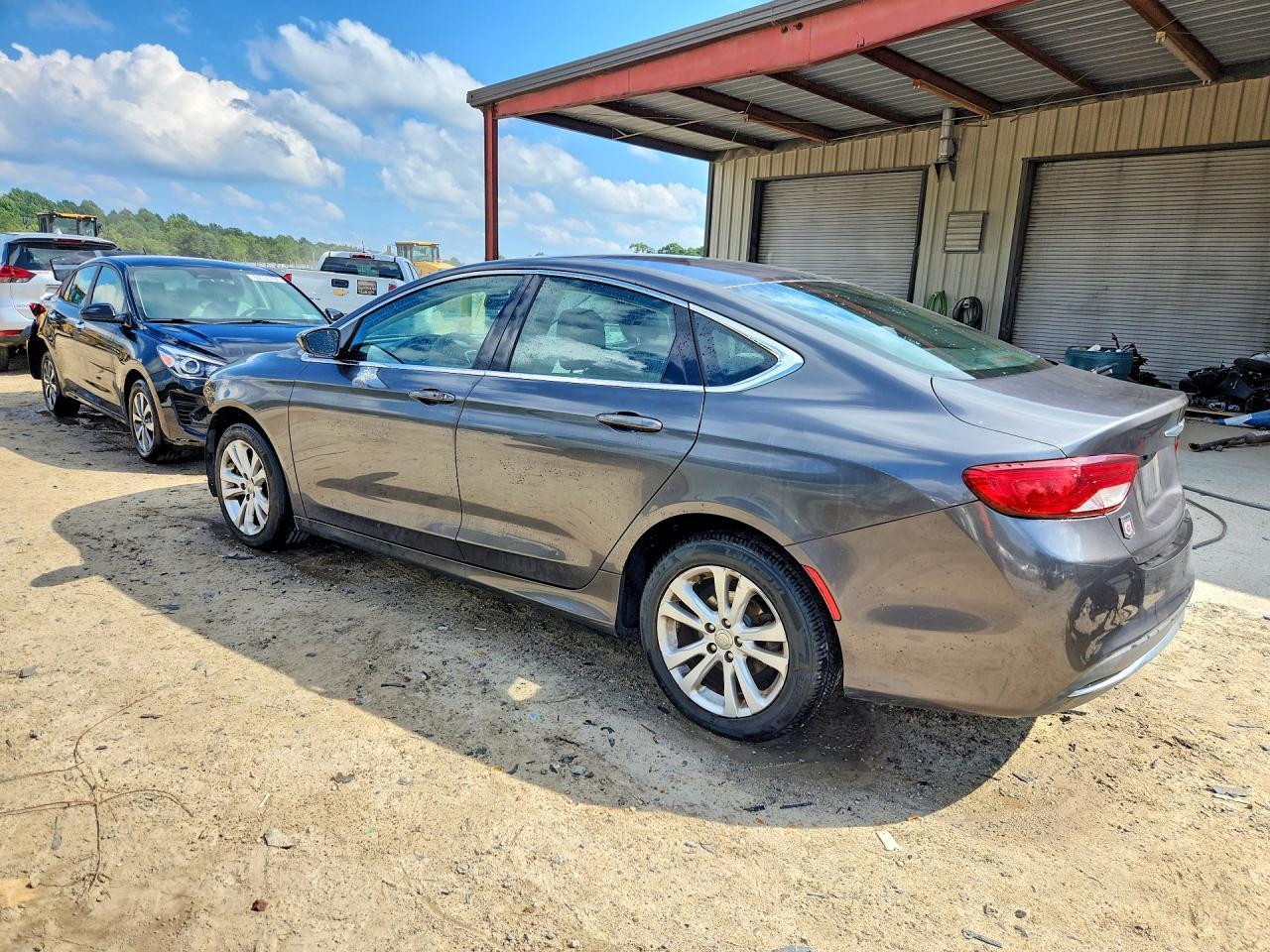 2015 Chrysler 200 Limited - Image 2