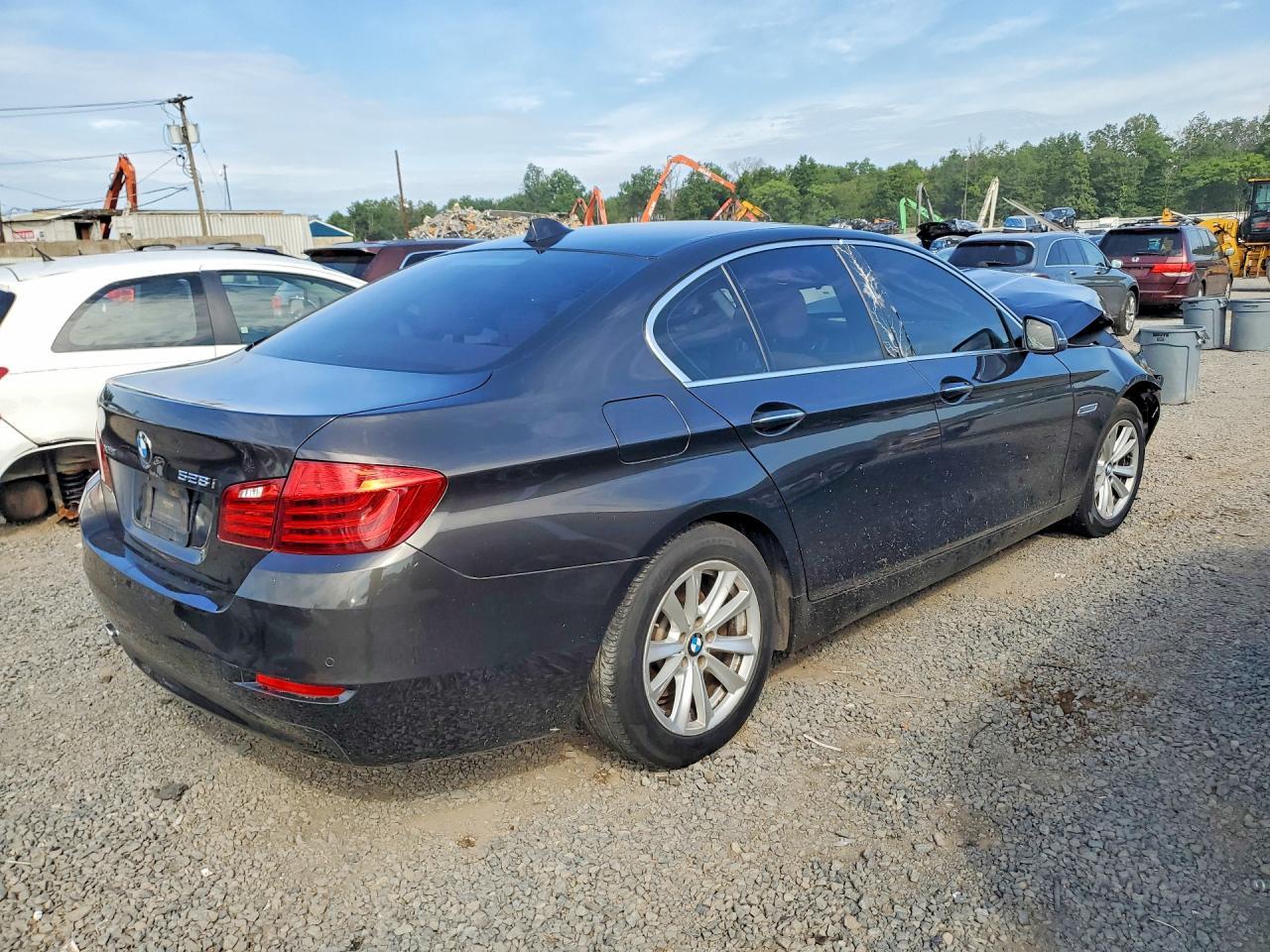 2014 BMW 528 Xi - Фото 3