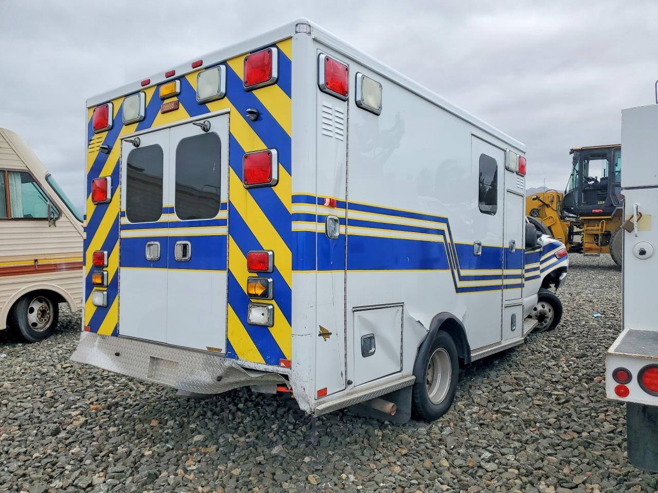 2017 Ford Econoline E350 Super Duty Van - Фото 3