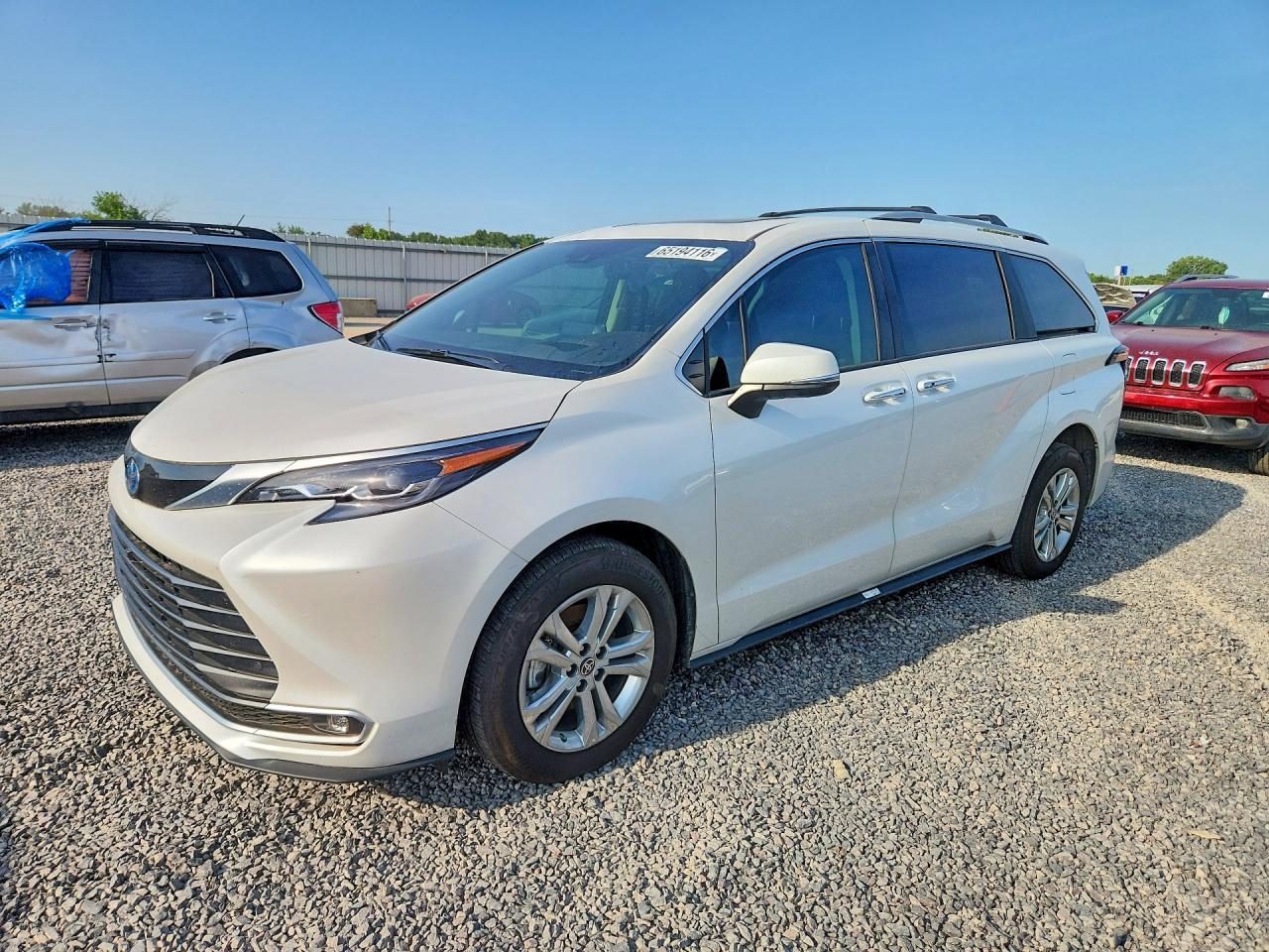 2024 Toyota Sienna Platinum 7-Passenger