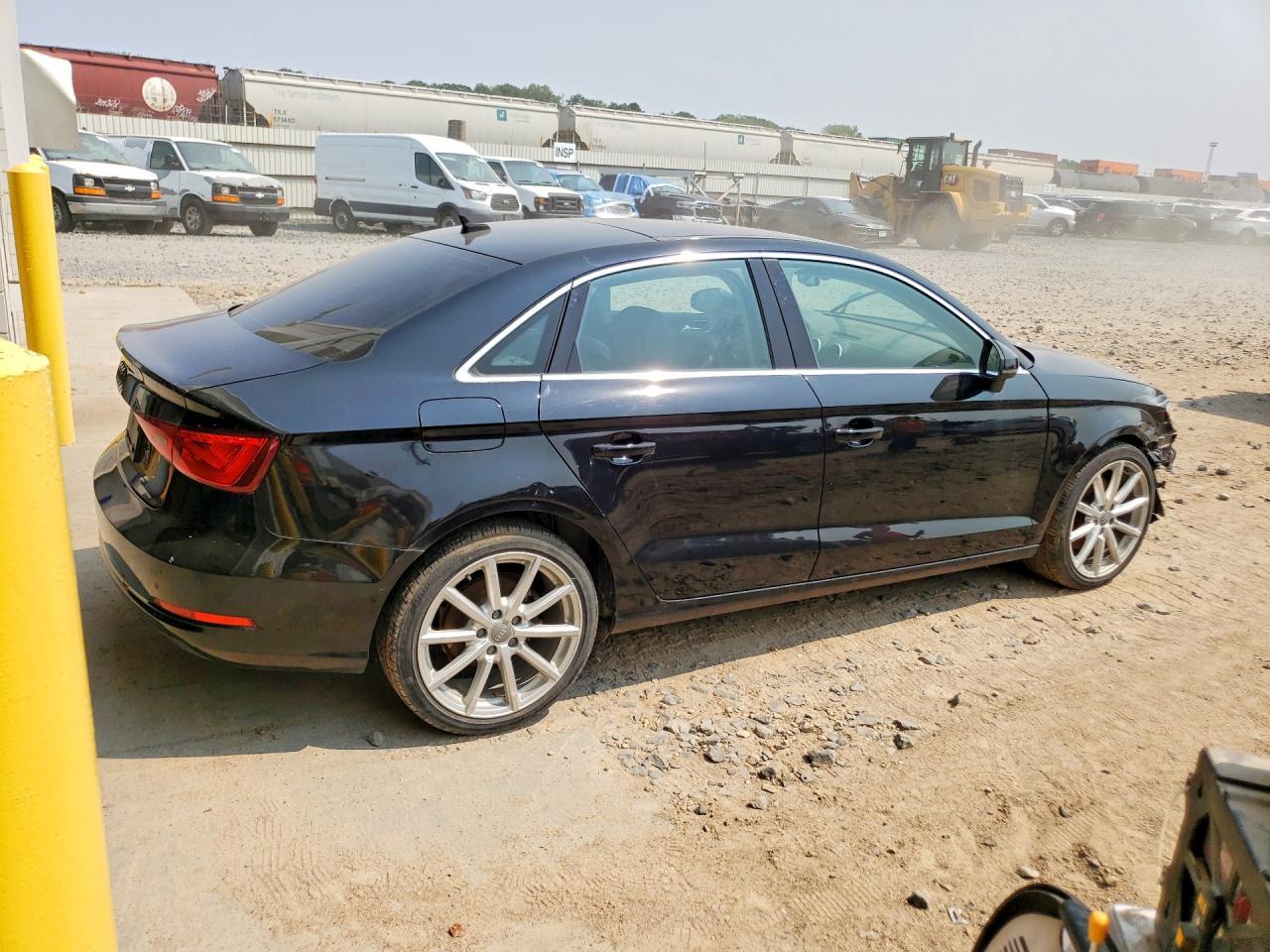 2015 Audi A3 Premium - Фото 3