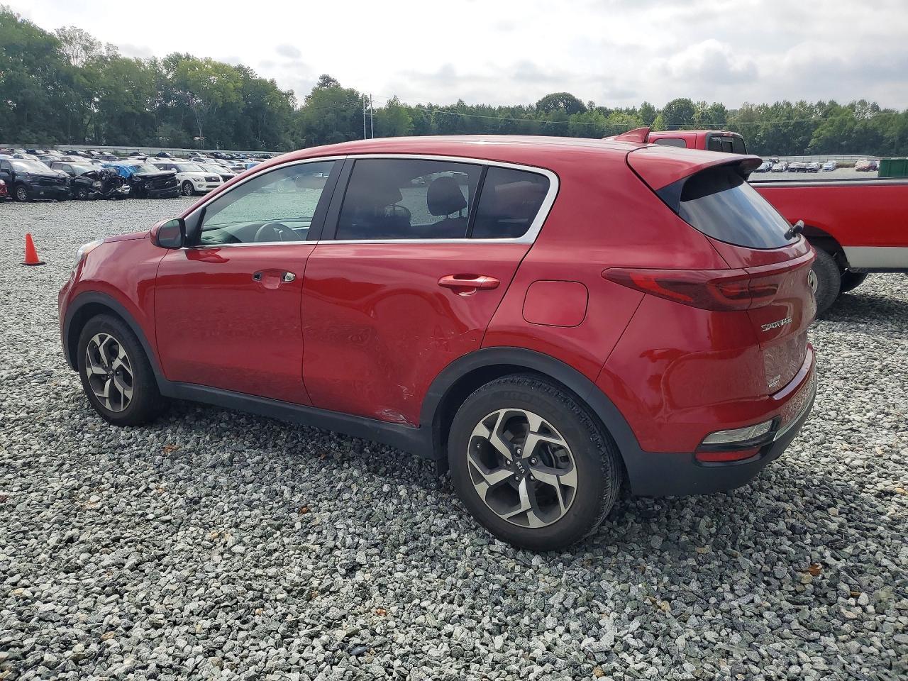 2022 Kia Sportage Lx - Image 2