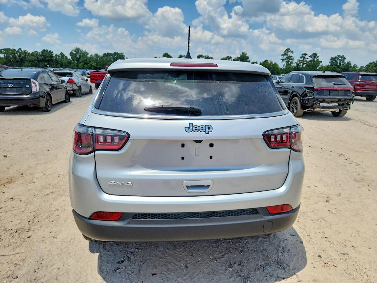 2025 Jeep Compass Sport - Фото 6