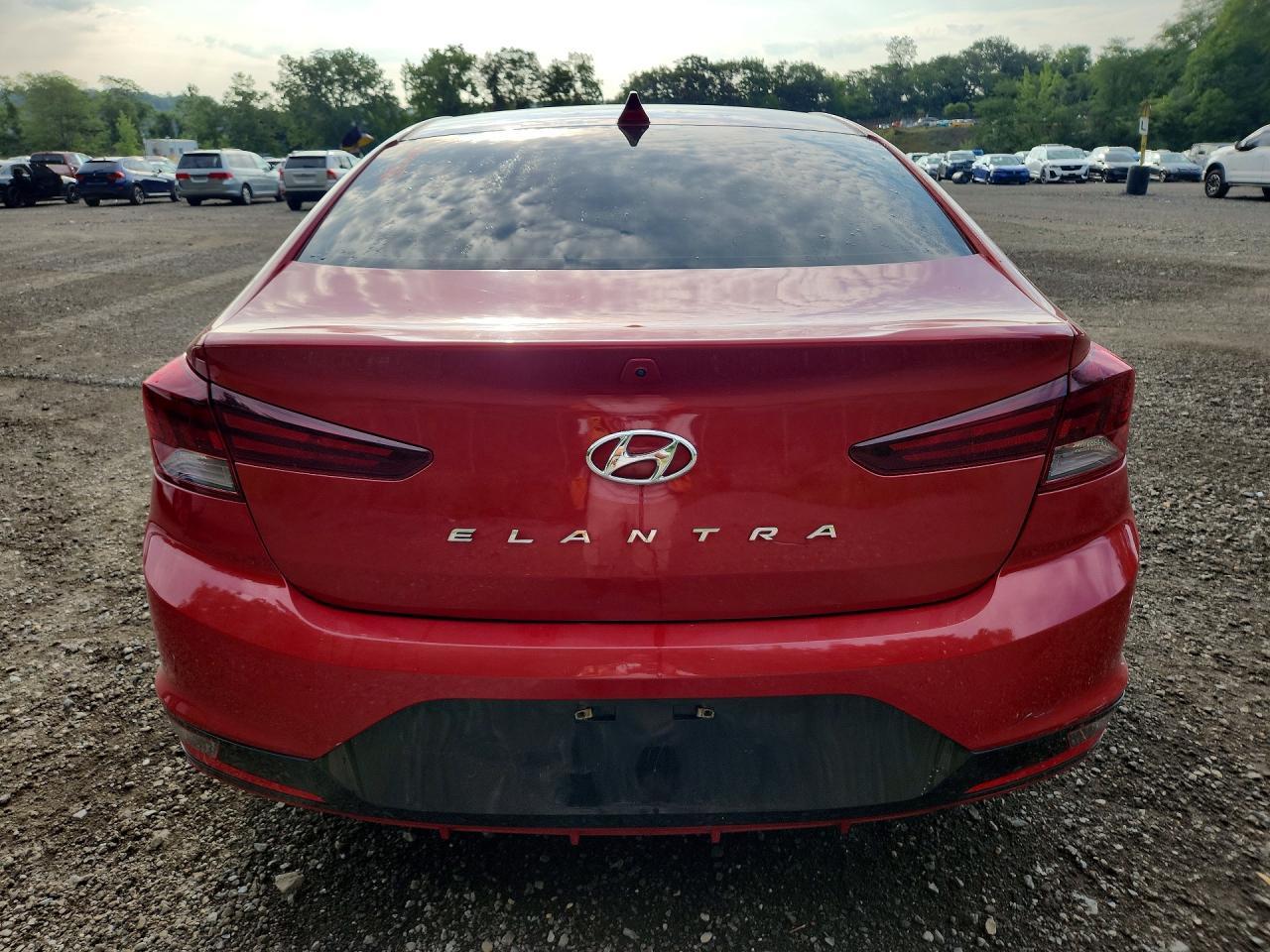 2019 Hyundai Elantra Sel - Image 6