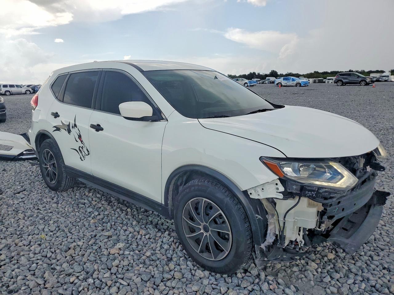 2017 Nissan Rogue S - Фото 4
