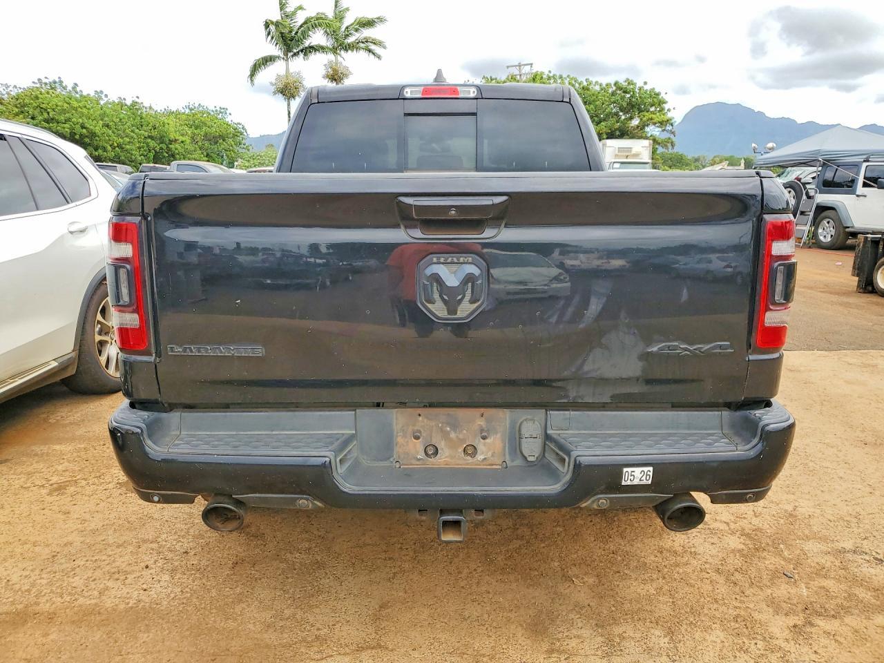 2020 Ram 1500 Laramie - Фото 6