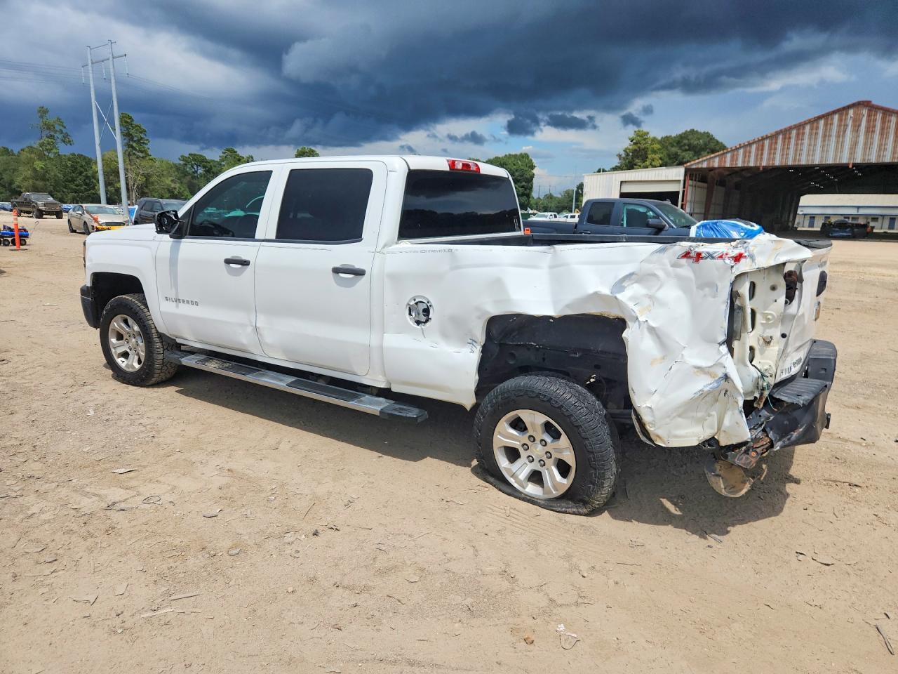 2014 Chevrolet Silverado K1500 - Image 2