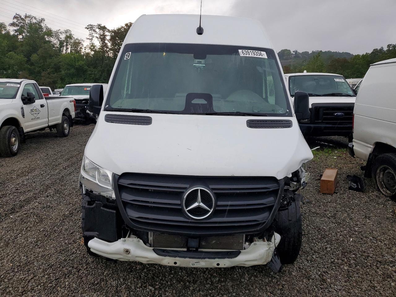 2025 Mercedes-Benz Sprinter 2500 Delivery Van - Фото 5