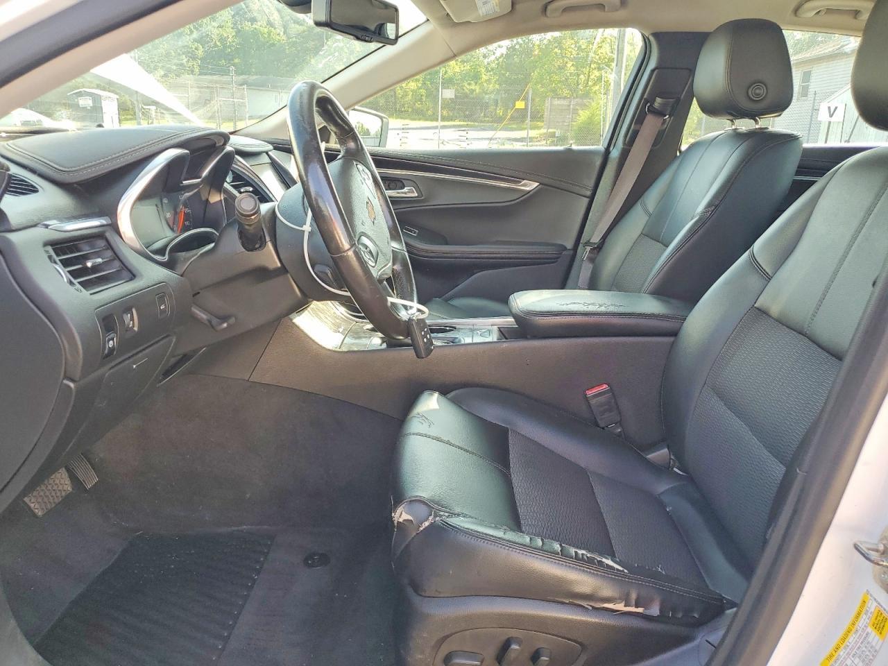 2017 Chevrolet Impala Lt - Image 7