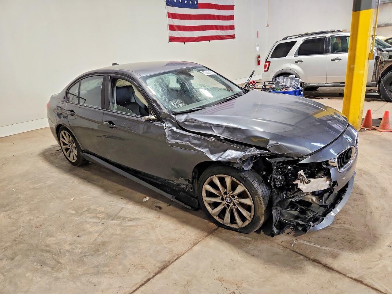 2018 BMW 320 I - Фото 4