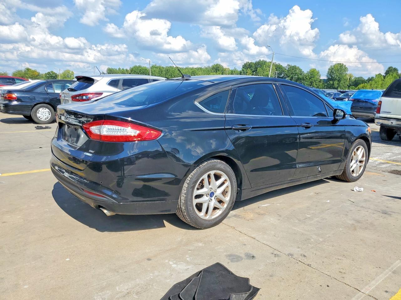2016 Ford Fusion Se - Image 3
