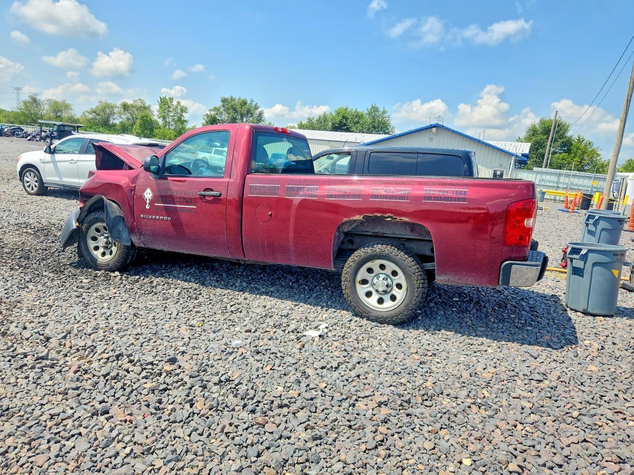 2013 Chevrolet Silverado C1500 - Фото 2
