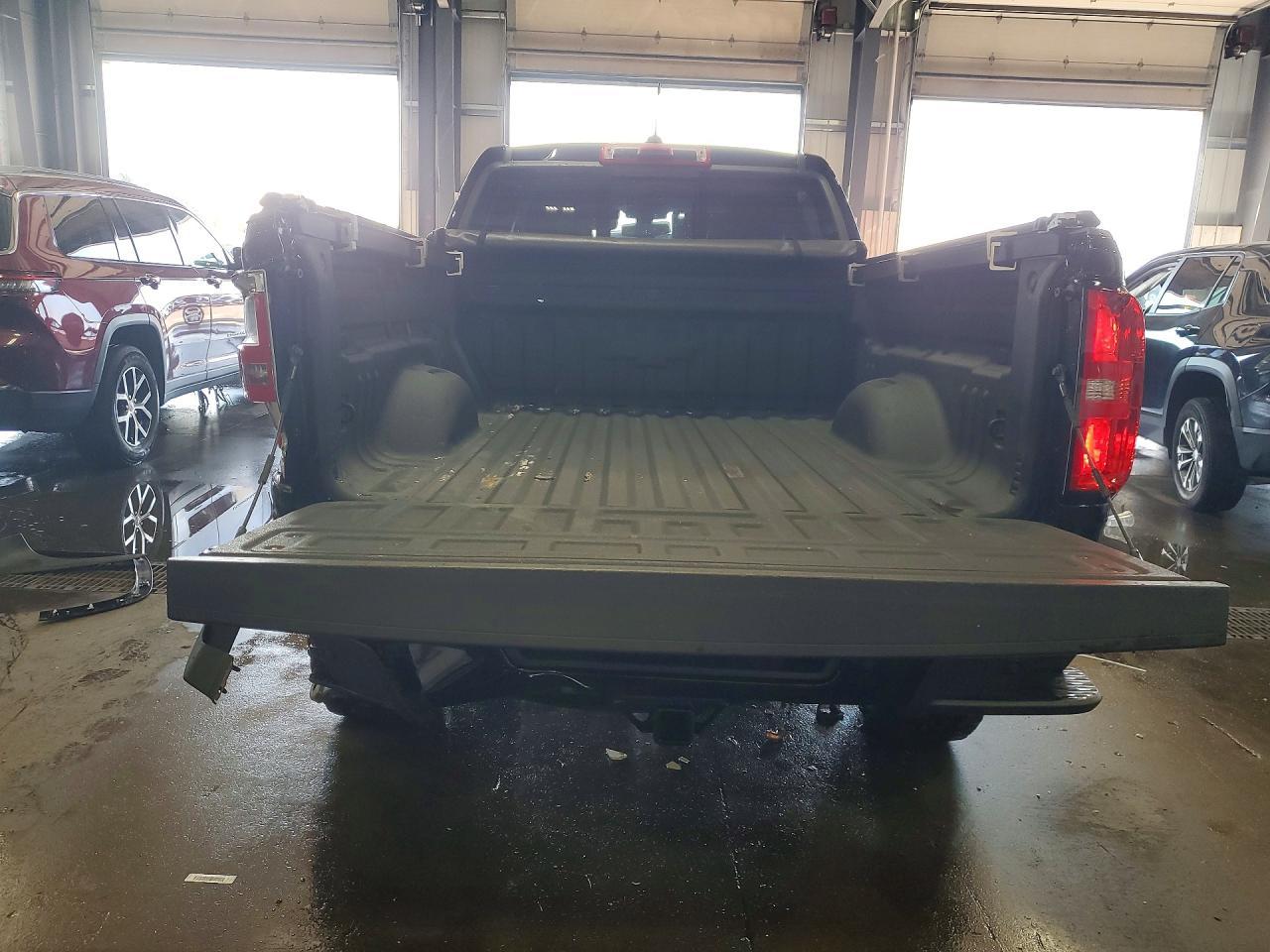 2022 Chevrolet Colorado Z71 - Фото 6