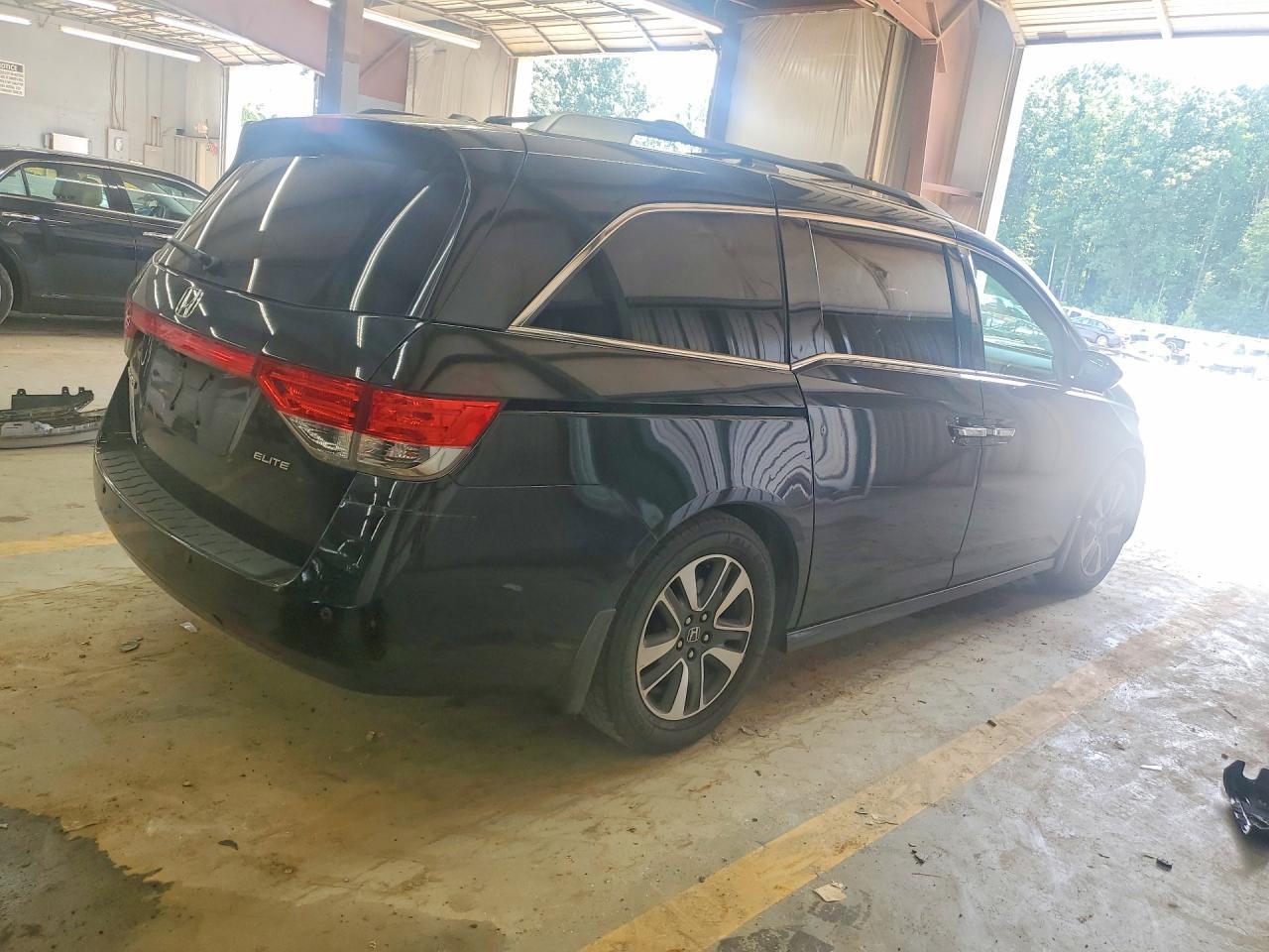 2014 Honda Odyssey Touring - Фото 3