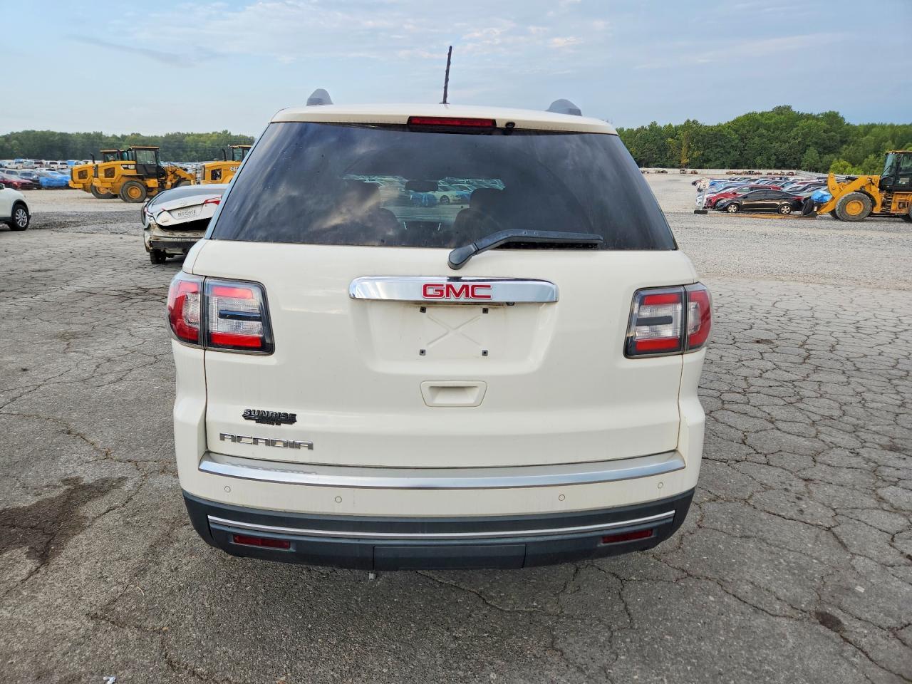 2015 GMC Acadia Sle - Фото 6
